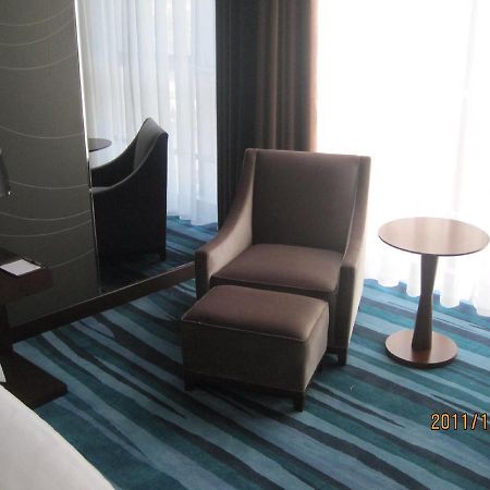 Metropolo, Zhenjiang, Railway Station Wanda Plaza Hotel Zhenjiang  Exterior foto
