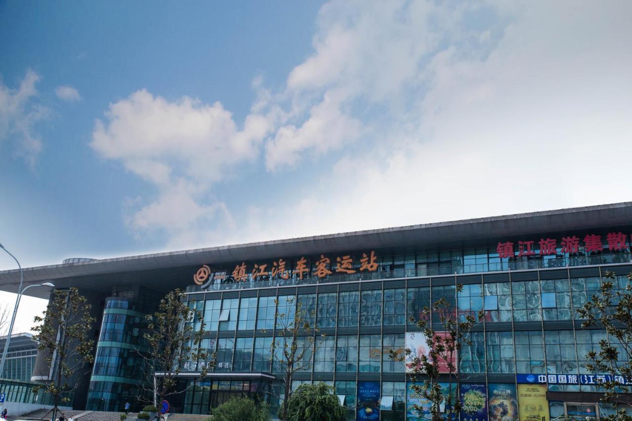 Metropolo, Zhenjiang, Railway Station Wanda Plaza Hotel Zhenjiang  Exterior foto